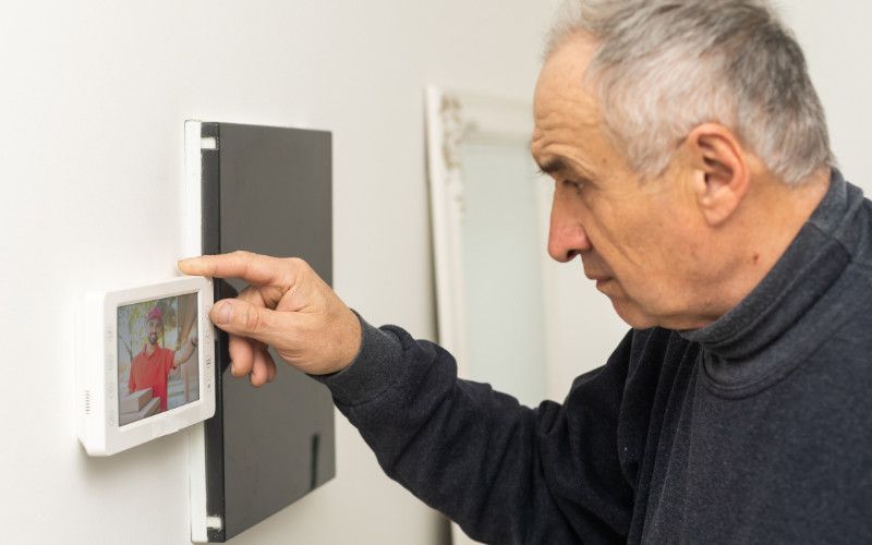 interphone et visiophone à dole jura 39 franche comté supratec interphonie visiophonie sécurité